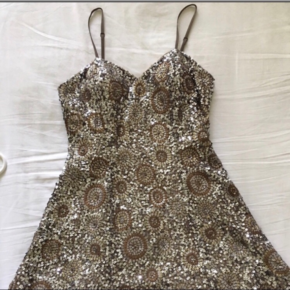 Camille La vie Gold and silver sequin dress - Picture 2 of 3